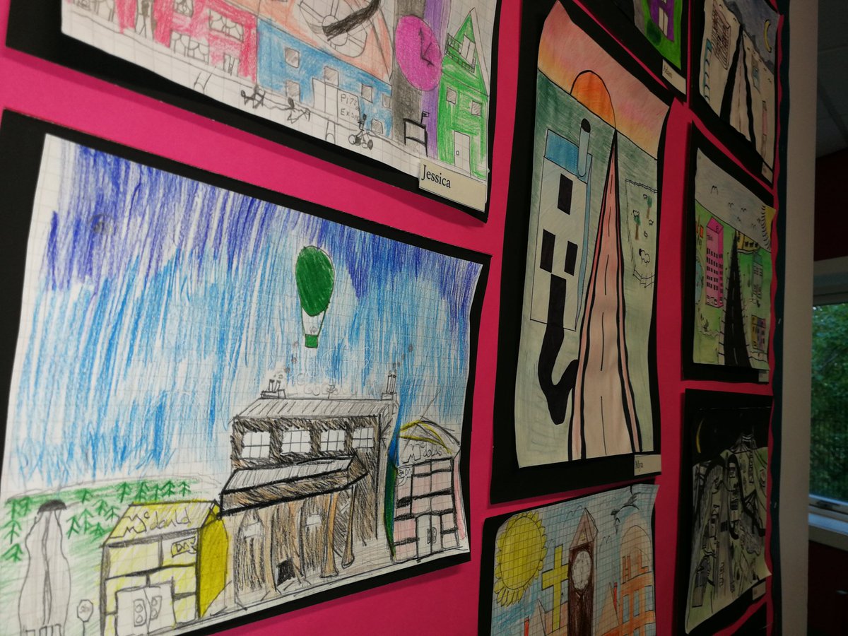 InchturePrimary's tweet image. Some of P6s fantastic 3D building and cityscape drawing as part of their V&amp;amp;A topic. #artanddesign #expressivearts #secondlevel #3d #VADundee