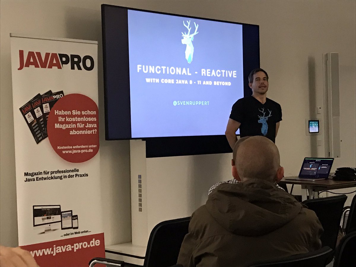 JAVAPROmagazin's tweet image. Functional Reactive mit @SvenRuppert von @vaadin auf dem #JAVAPRO Meetup bei @Oracle in Düsseldorf #funktionaleProgrammierung