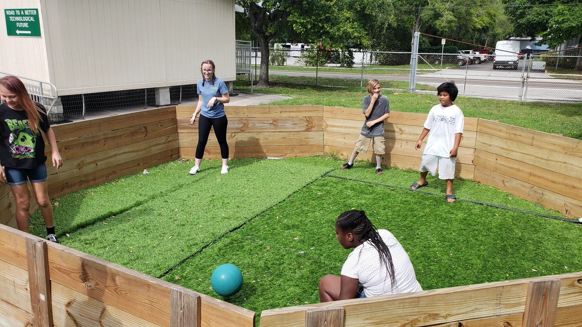 pinellas_pal's tweet photo. We’re all about having a good time here at Pinellas Pal! #friends #fun #play #sports #active #florida #pinellascounty #likeforlikes #like4likes #likeforfollow #likeforlikeback #like4follow #following #followers #follow #followus https://t.co/Rs3laNw8Z6