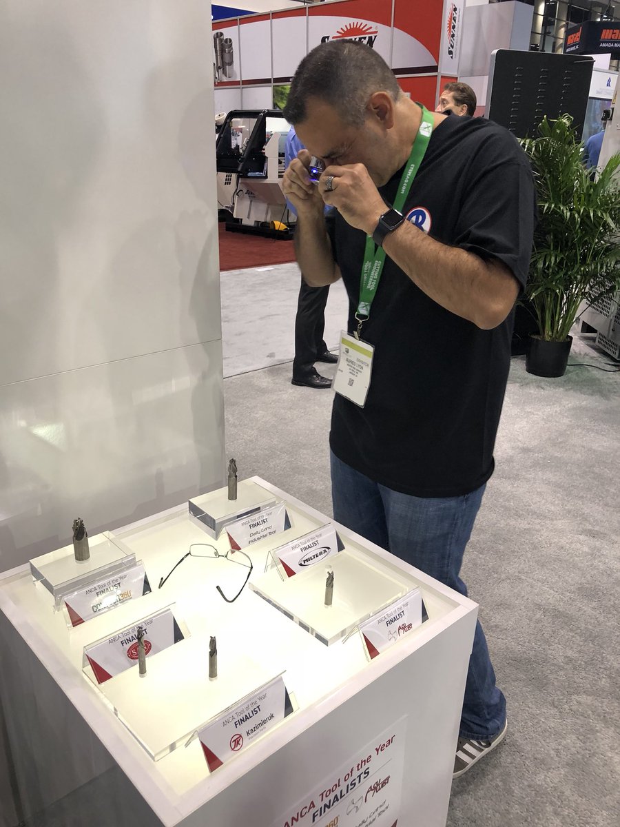 ANCACNCMachines's tweet image. Witness the master at work inspecting the finalists of tool of the year. Make sure you come today at 5pm for the winner announcement of the competition and see these complex tools yourself. Drinks and nibbles are available at booth 237406, north building. #abtools #imts #imts2018