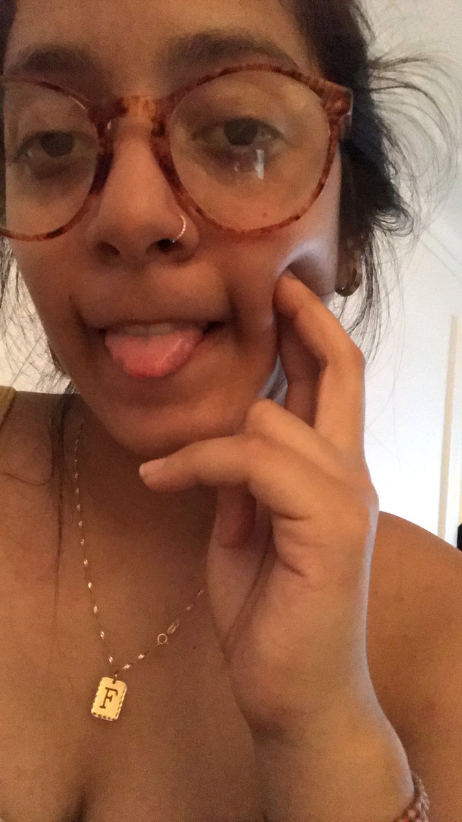 p4ramor's tweet photo. #LGBTbloop tengo tiempo sin hacer nada de estas vainas.
Alorssssss salut
My moods ok Iβm not ashamed https://t.co/zANNbPWo5t