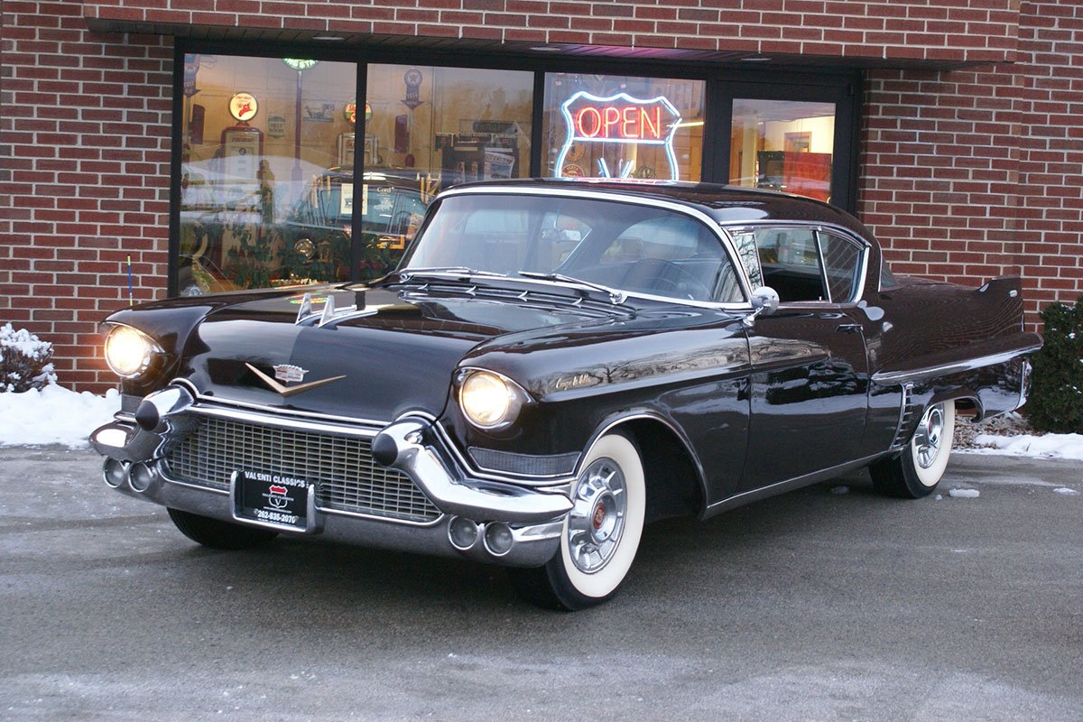ValentiClassics's tweet photo. Look at this gorgeous classic!! Abeautifully restored 1957 @Cadillac Coupe DeVille.
#ThrowbackThursday #Cadillac #Coupe #DeVille #ClassicCars #ValentiClassics https://t.co/lHXSLmjLhG