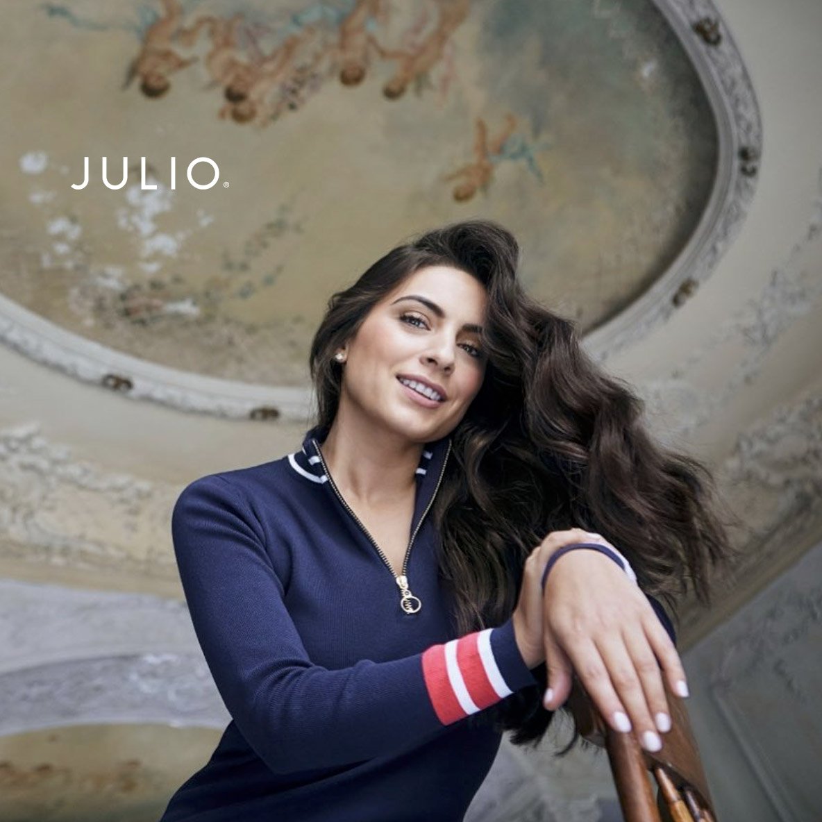 Grupo_JULIO's tweet photo. Las mejores tendencias de la temporada las encuentras en https://t.co/cSIJhAx2vm.
Entra y copia el look de la guapa @anabreco.
¡ARRIBA EL ESTILO!
#EllaEligeJULIO https://t.co/72qyelQ9kT