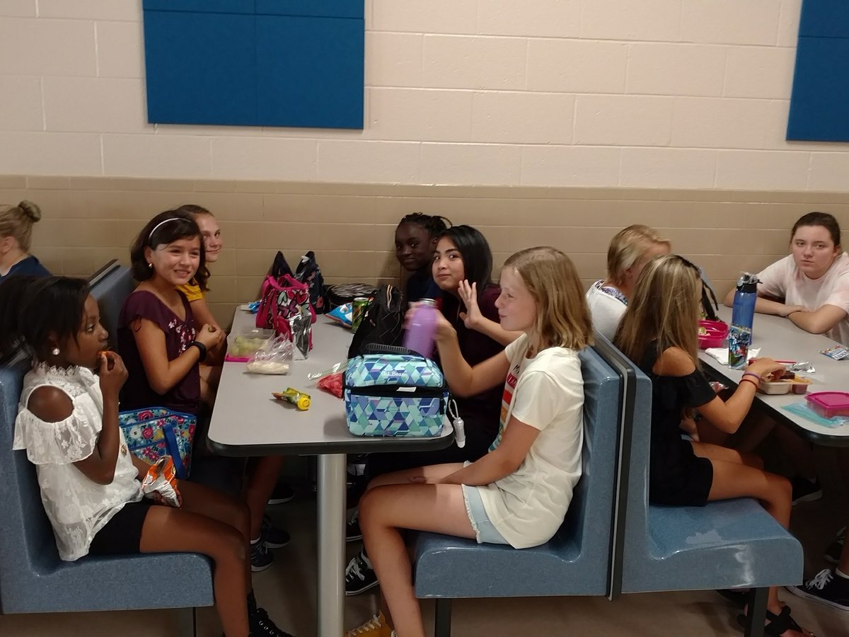 BlakeWSES's tweet photo. Rocking our new lunch room. https://t.co/rcHjo7ucRy