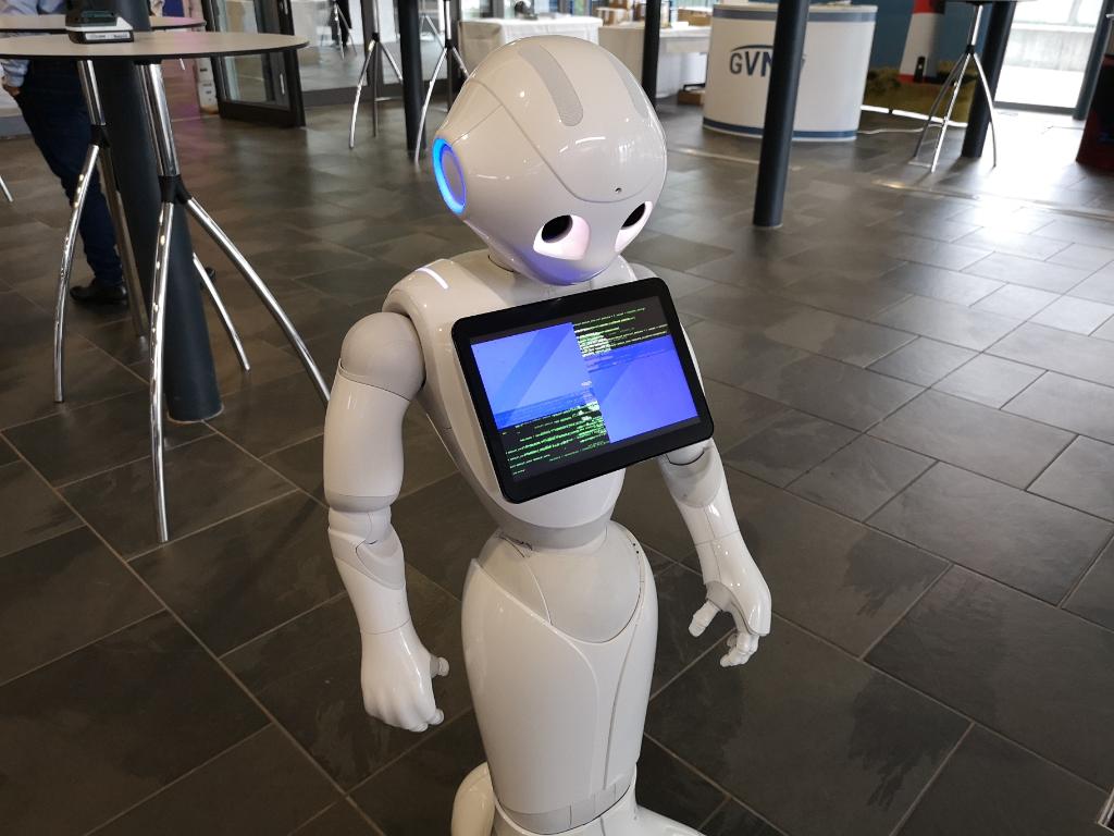 FMGlobal's tweet photo. Has our robot Pepper been hacked? Could this happen to your business? Visit us at booth W11/W12 and learn more about #Cyber protection https://t.co/6rWOc7Knug #GVNWSymposium #GVNW2018 #ResilienceIsAChoice https://t.co/NWOYA8XcYw