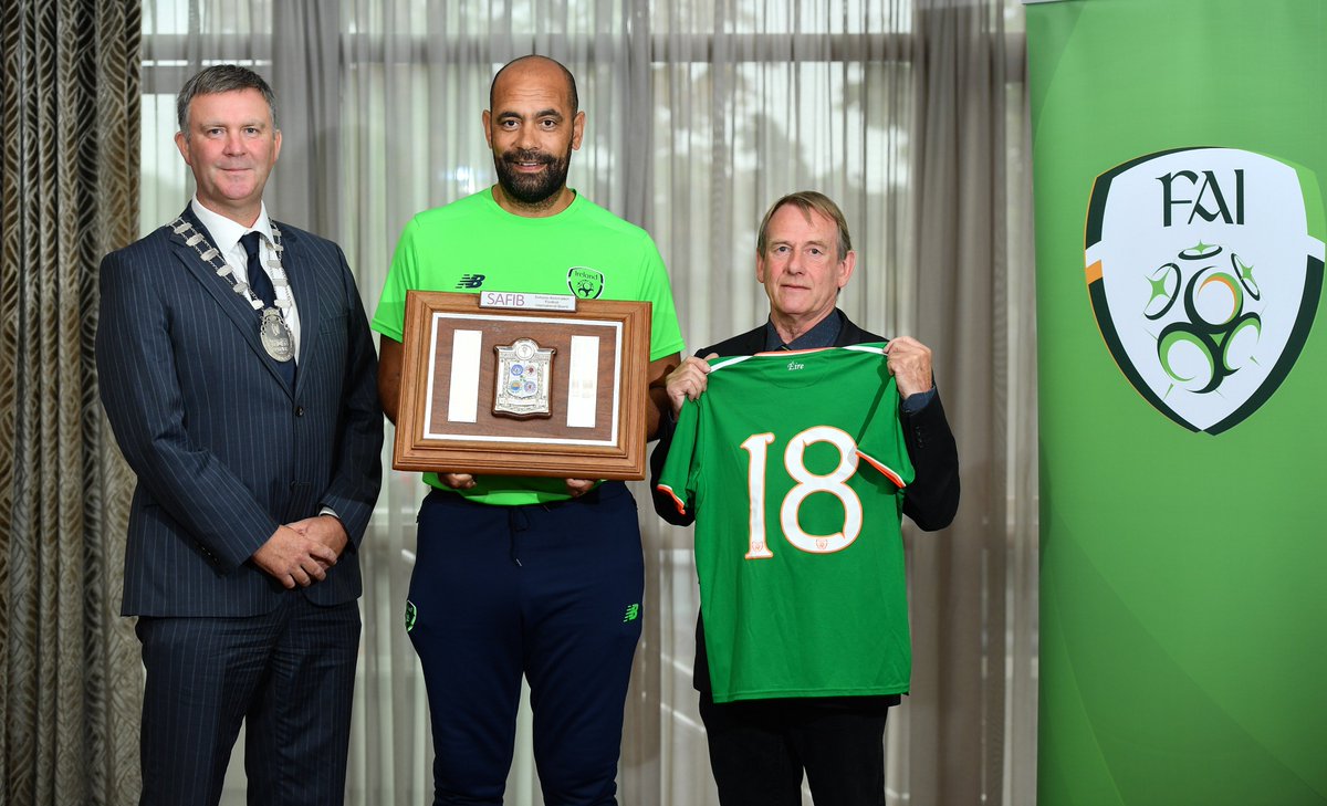The 2018 Victory Shield was officially launched today in Co. Kerry🏆

Three venues in Tralee will host the tournament in November! 

➡️ fai.ie/ireland/news/2… #IRLU16🇮🇪
