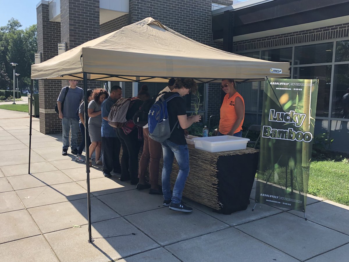 StudentLifeCCC's tweet photo. Big things happening today on campus! You can register to vote right here on campus and then pick up a lucky bamboo plant for good luck this academic year! https://t.co/xmWkwjhPcc