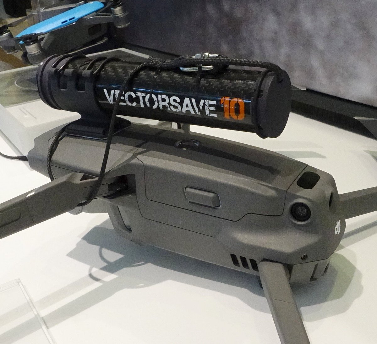 Vectorheli tweet media