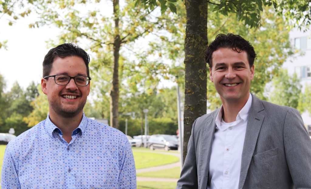 GGZCentraal's tweet photo. GGz Centraal en @TweetTactus werken vijf jaar samen in de #Flevolandse #verslavingszorg. Resultaat: korte wachttijden, brede zorg en meer groepsbehandelingen. Tim Waning en Walter de Vos aan het woord: https://t.co/JbbBDfBYrA https://t.co/FAiOpxHGwu