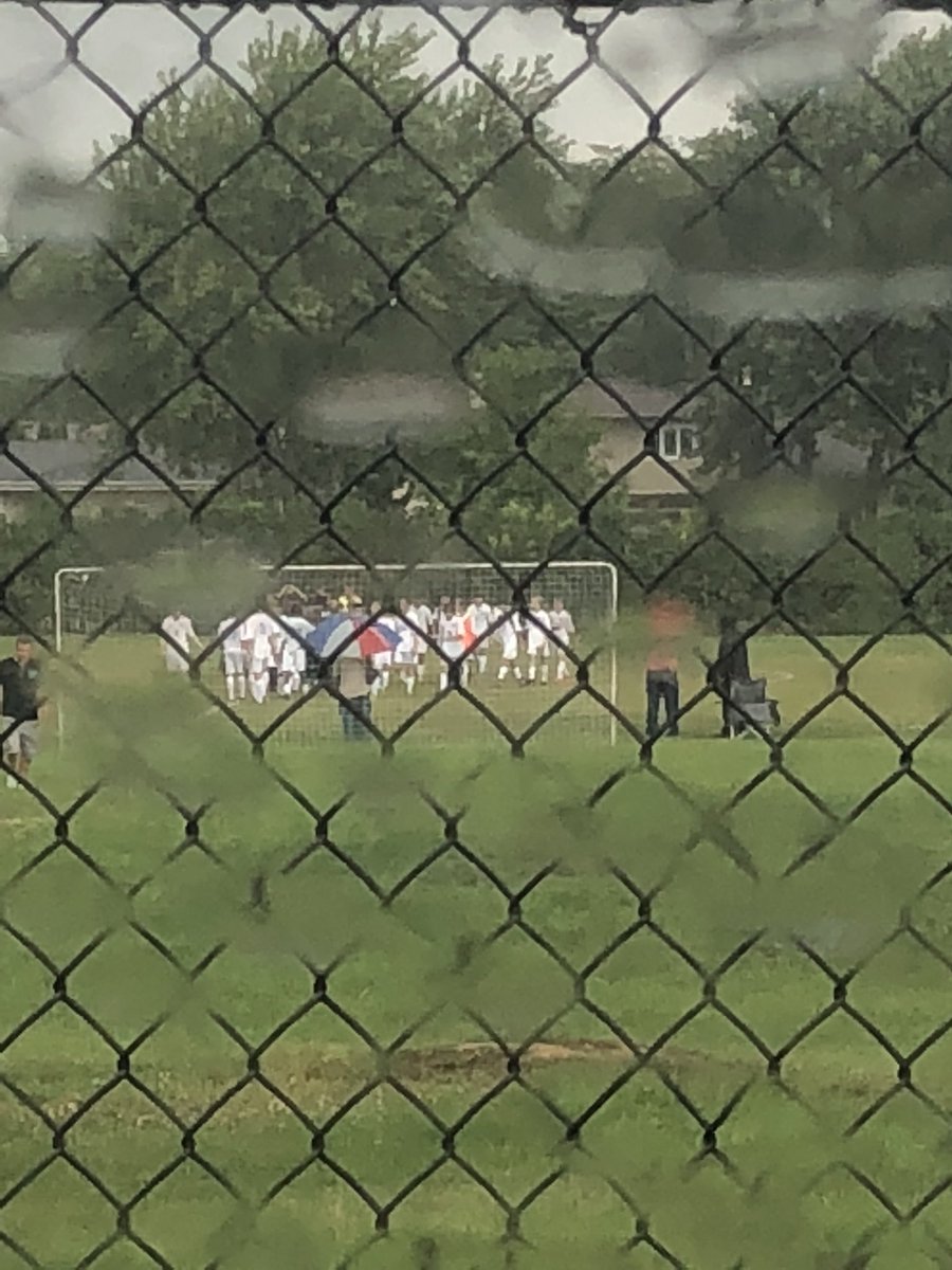 AddisonSoccer's tweet photo. The Freshman Soccer ⚽️ Team is #unstoppable  lately ! It’s great to watch the AUSC boys playing for @atblazersoccer  @AddisonTrailHS Addison 3 vs Downers Grove 0 #teamworkmakesthedreamwork #highschoolsoccer https://t.co/eiVRurcOZf