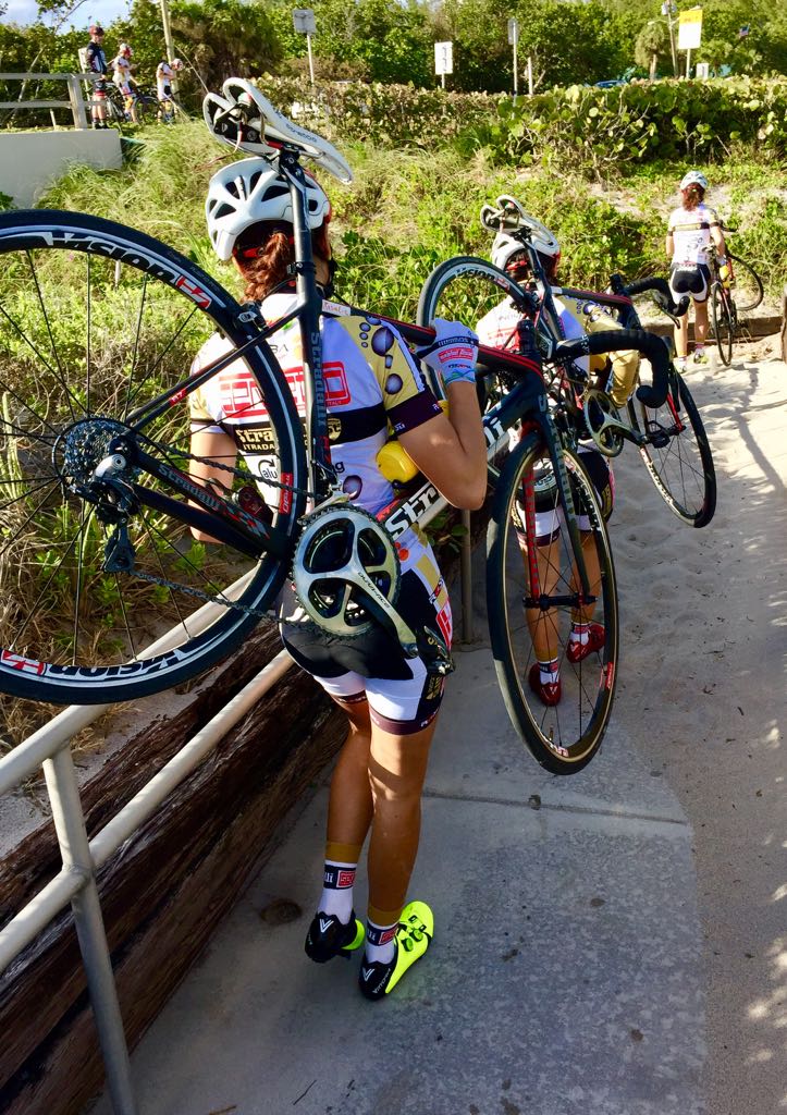 Line-up Giro della Toscana: <a href="/PotokinaAnna/">Anna Potokina</a> <a href="/dobr_kseniia/">Kseniia Dobrynina</a> Elena #Novikova, Sara #Casasola, Mosana #Debesay