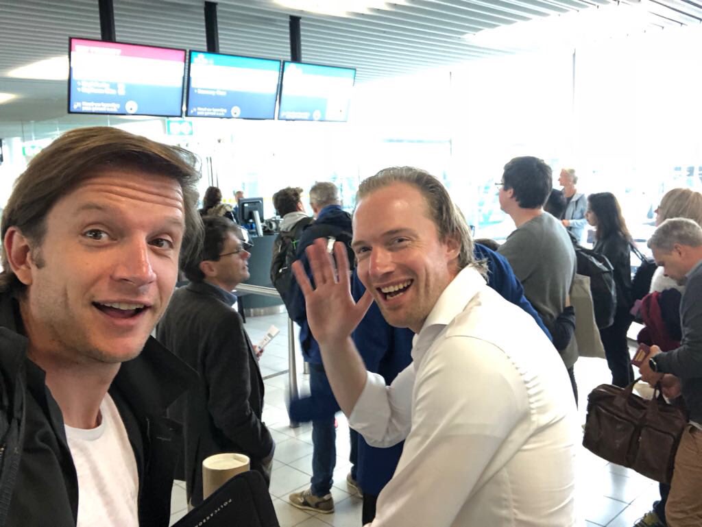 BusModIncNL's tweet photo. Strategy designers on the road! @nikiseelen @patrickpijl @ottenniek @Marijesluis &amp; Firas in Wanroij @ccvnederland, @demiansepp &amp; @gijsmensing in Zürich @swissgennex, @RolandWijnen &amp; @MrMH in Berkel en Rodenrijs bij Vers+ #lifeofastrategydesigner #rockingthestages #allovertheplace https://t.co/plq4EIq8Ja