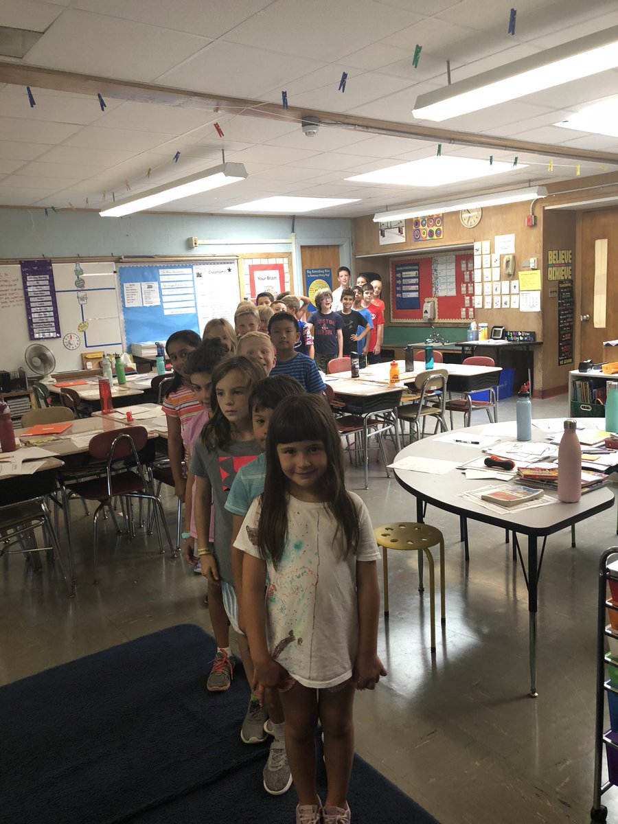 MsKamin's tweet photo. Can we line up in height order without talking? We can and we did...all in under 3 minutes! #180DaysofJoy #room32 https://t.co/G3LR6oHYbj