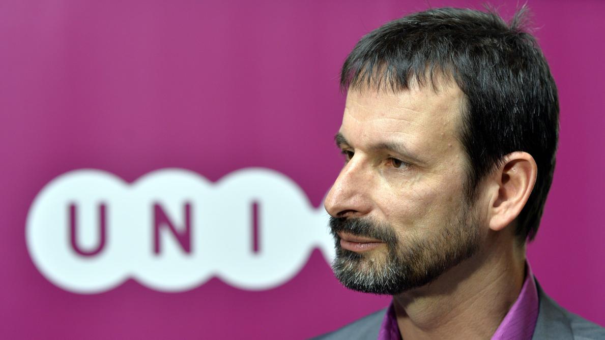 lesoir's tweet photo. #Unia va se saisir du dossier des propos racistes contre la présentatrice Cécile #Djunga https://t.co/Jhm2EagivC https://t.co/LlqxcMewyF