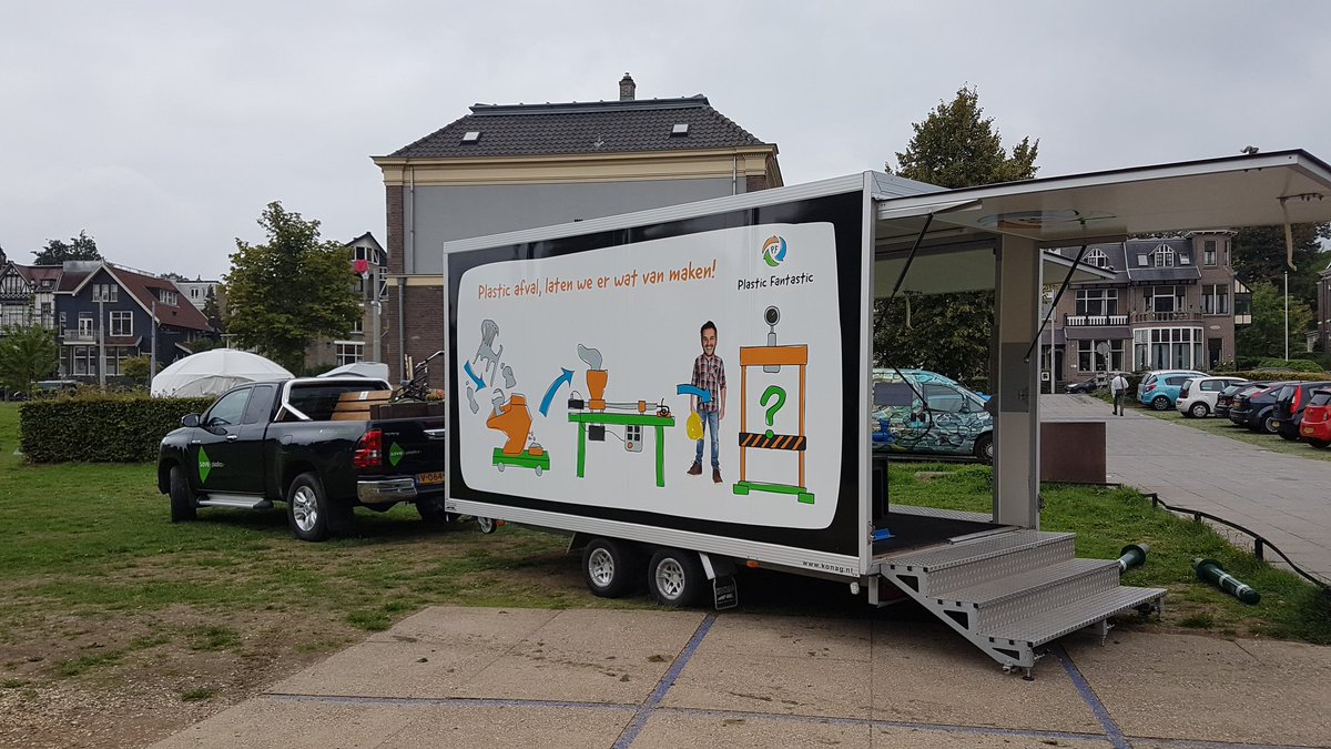 Watermuseum's tweet photo. Voorbereidingen voor het evenement van @save_plastics in volle gang😊 https://t.co/UdC3ezWkFO