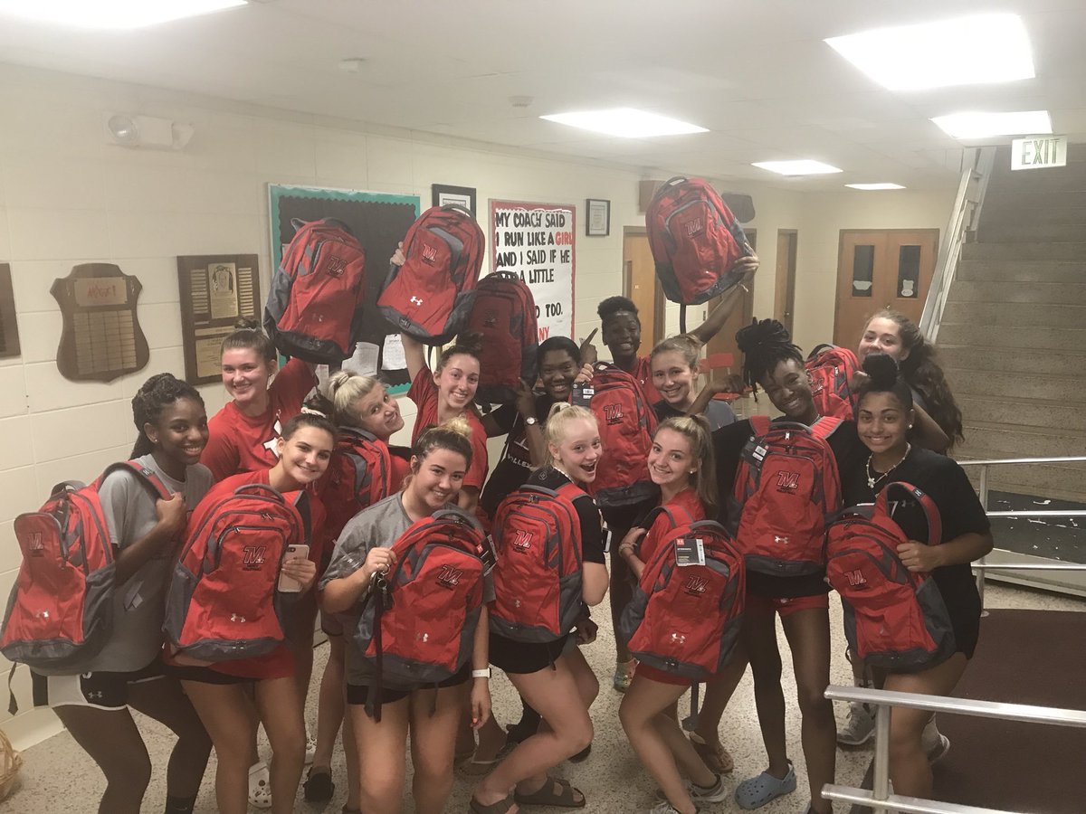 Big thanks to our friends at <a href="/APTeamSports/">All Pro Team Sports</a> for the bags!  All Pro is the best in the business!  #LookGoodPlayGood