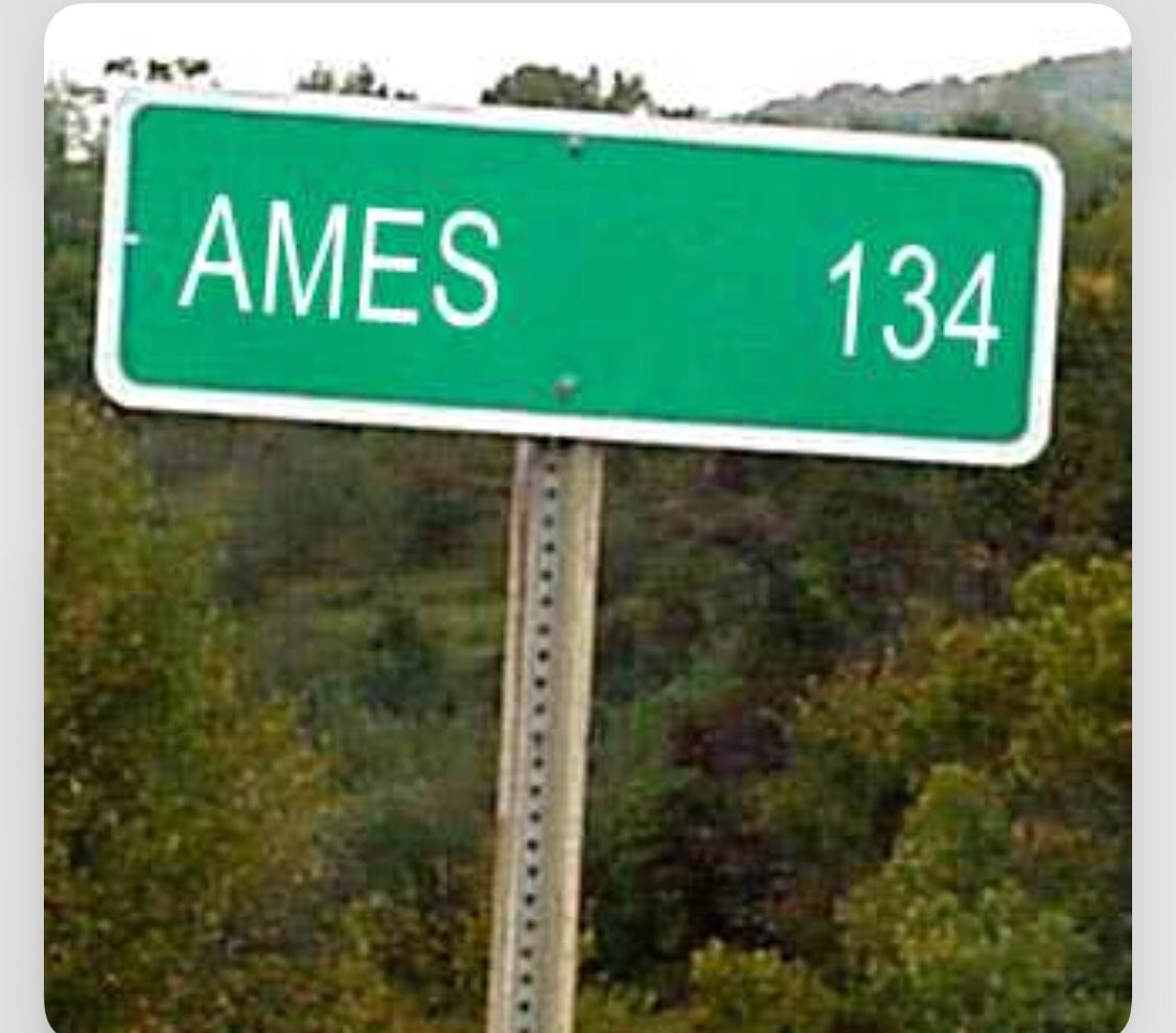 WideRtNattyLt's tweet image. The only sign of intelligence in Iowa City