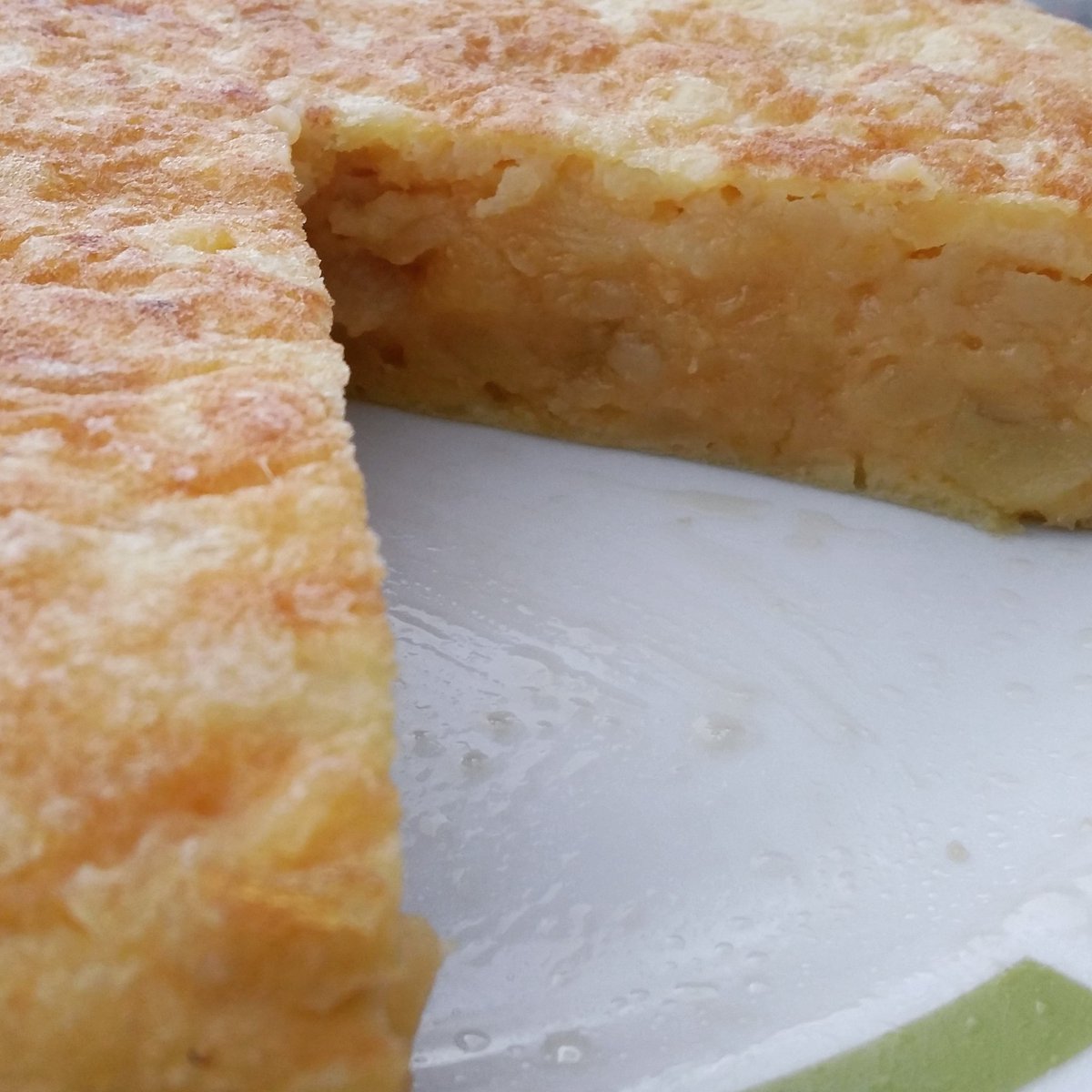 cafeteriamorell's tweet photo. Alguna vez has probado nuestra tortilla de patatas? 
Te aseguro que volverás a repetir!!! #tortilladepatatas #comida #platoestrella #horadecomer #volverasarepetir #jueves #cafeteríamorellalcorcon #alcorcon #alcorconcity #alcorconmola #alcorconmadrid #parquedelisboa #madrid https://t.co/f1O7nwpom2