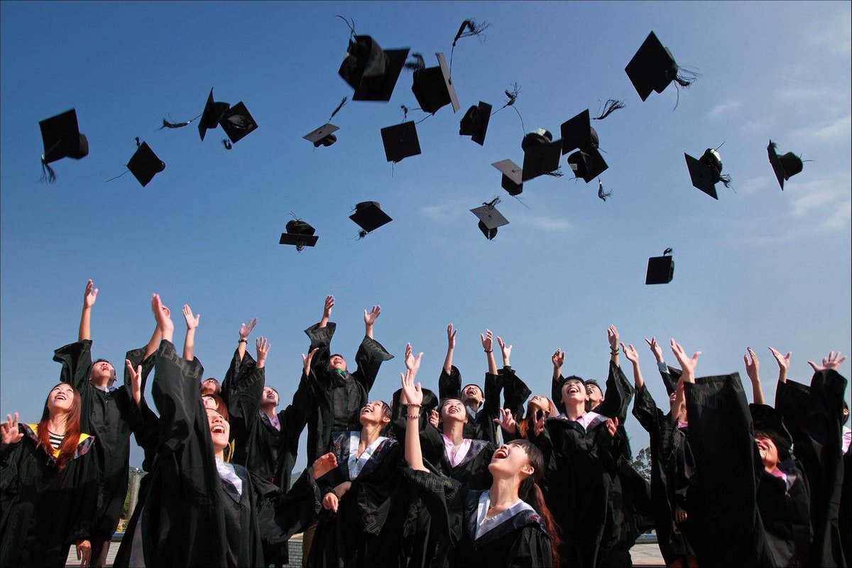 Heading to a Fresher’s Fair over the next few weeks? Make sure your business stands out from the crowd with our range of fun promotional products that students will love! Read more here bit.ly/2CwOicy
