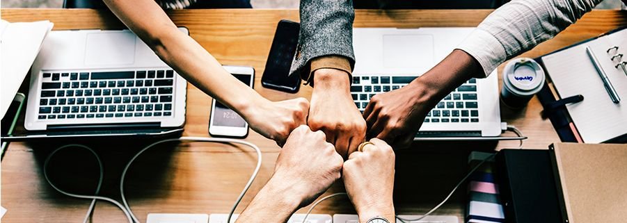 🆕 L'innovation agile n'est pas réservée aux startups ! Elle arrive également chez les grandes entreprises du secteur alimentaire. Exemple avec <a href="/jegou_aline83/">Aline Jegou</a> responsable du Lab de <a href="/FleuryMichon/">Fleury Michon</a> #innovation #agility #agroalimentaire ➡️ buff.ly/2PI5fmh