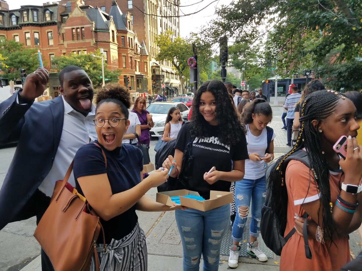 BBBHFKMH's tweet photo. Some of us are here to relive our high school days and others to work. So proud of this incoming class, they all took @marty_walsh's pencils. #BacktoSchool #BBONS https://t.co/64yWou36U5