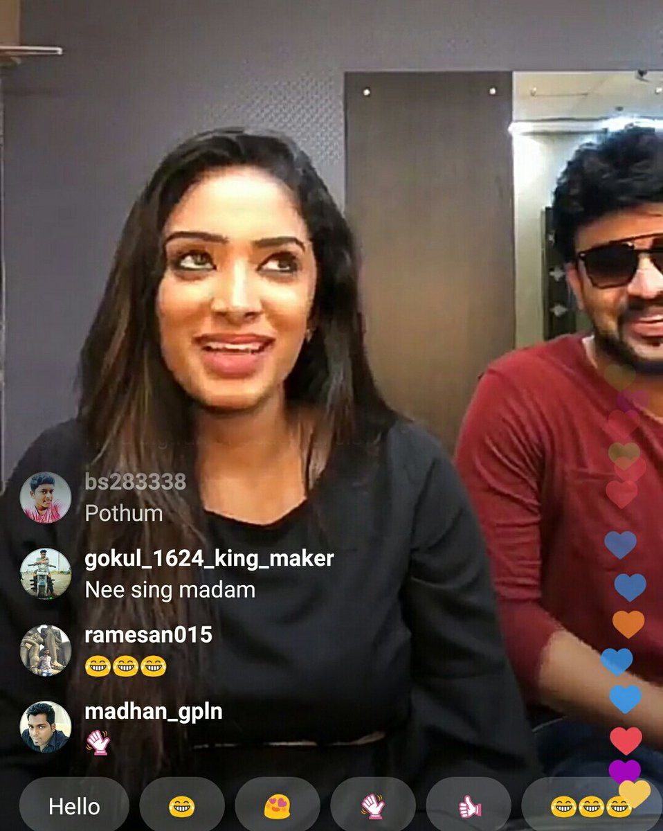 imjillakjailani's tweet photo. @vj_diya @LoveYouDiya @smash_vignesh @iam_strganesh
So happy Today !! Becoz Diya malong time after comes Live video!!..#Sing A Song !!👌🏼👌🏼💞💞 #DiyaVj #BestVj https://t.co/knw6uxjv1v