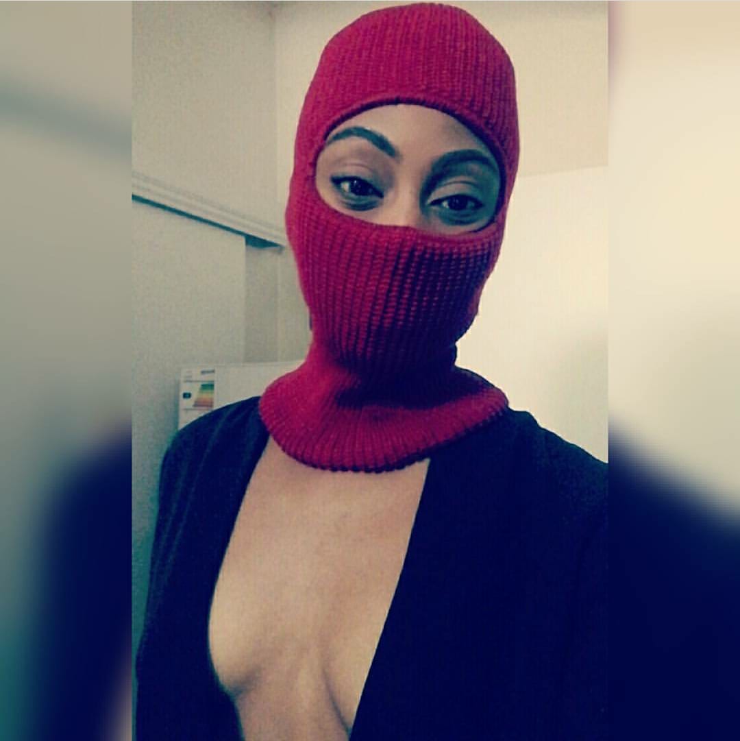 PunkieMbatha's tweet photo. Him: I think We should start seeing other people.

Me: Who you wanna see today babe? https://t.co/mEmPNEhDnv