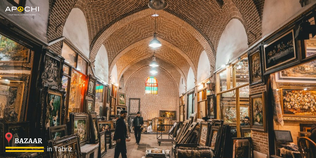 apochitravel's tweet photo. Buy #suveniours & gifts from #Iran in #TabrizBazaar. This spacious & roofed #bazaar has the area of more than 1-km square. You will find the architecture amazing. Don't lose the chance of ambling among its long paths & enjoy watching colorful shops! #ApochiSites #Tabriz https://t.co/pzKk4m53CP