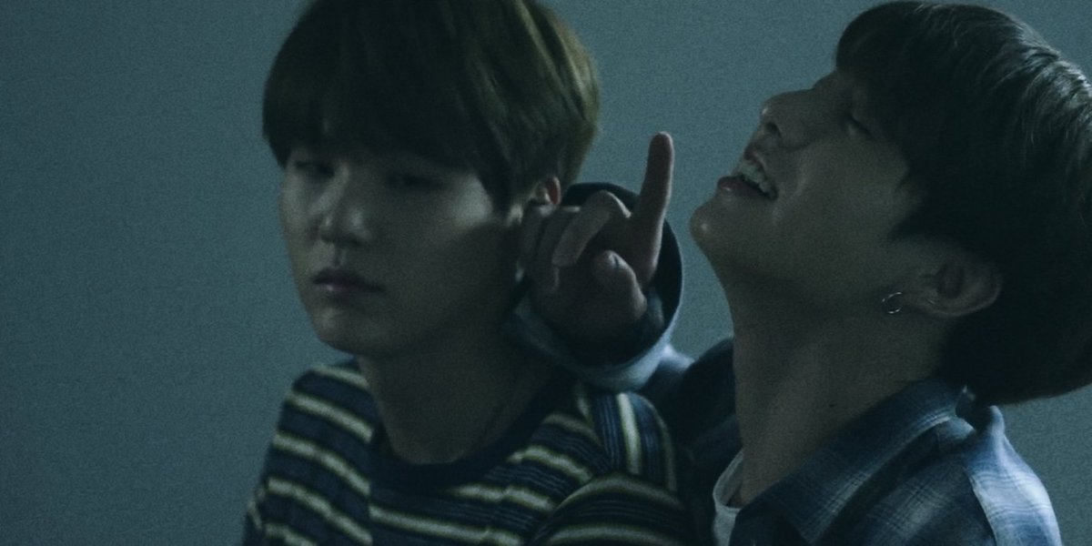 sucreyoongi's tweet photo. ended all crossovers https://t.co/wElDUxQqg7
