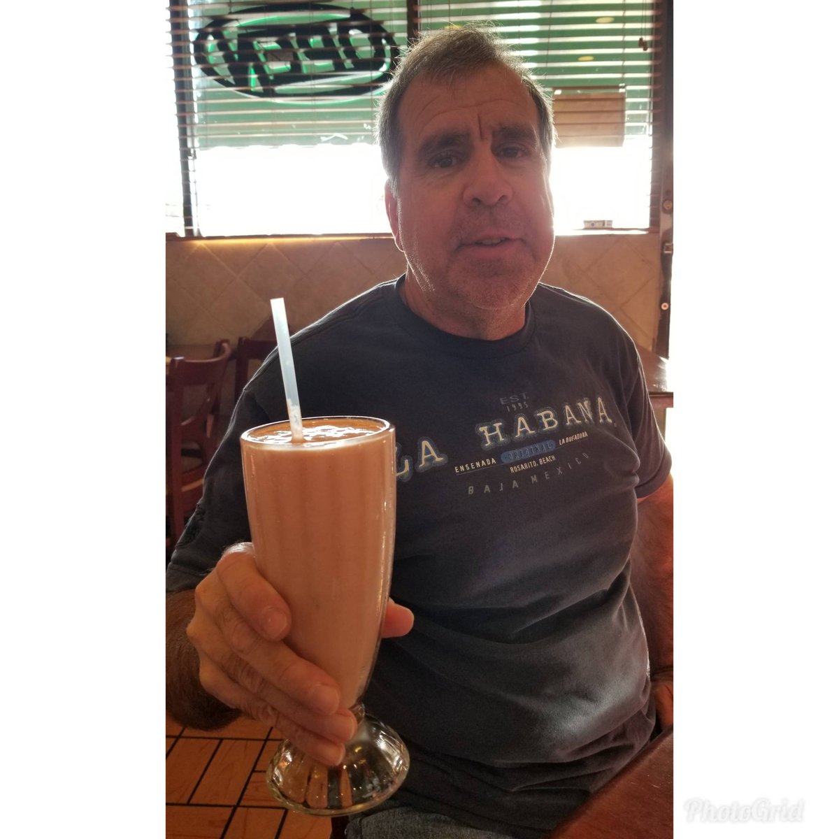 ChasingMagAdv's tweet photo. Mamey shakes are a must while in Florida! #chasingmagicaladventures #florida2018 https://t.co/JT5DWMPBC0