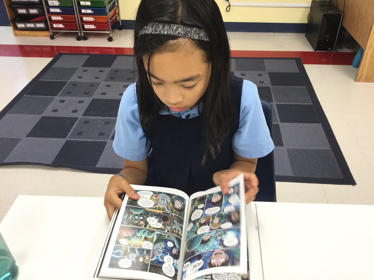 MsSpecksClass's tweet image. Students begin the day with some #reading while we get settled and Mrs. Singleton deals with any paperwork!  #softentry #routines #snuggleupwithagoodbook