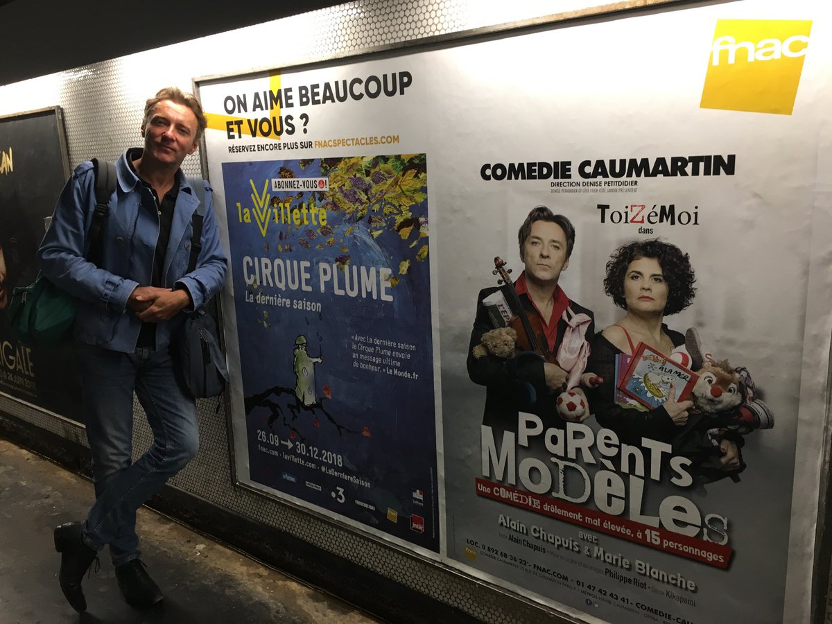 cmarieblanche's tweet image. Nous aussi on aime beaucoup ! Merci la FNAC ! #ParentsModeles #ComedieCaumartin #dumardiausamedi #sortiràParis #ilest20h45cestlheuredallerautheatre