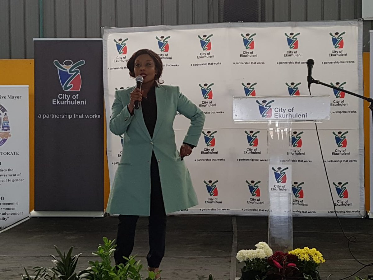 City_Ekurhuleni's tweet photo. Mabela Jonathan highlights that Real Estate is the correct department to raise issues of land access, Ownership & Control. She believes that current trajectory must change where men are given land & they can't use. Women and Land Rights Summit, Tsakane. #CoEwomen #CoELandreform https://t.co/99GPuj7ppm