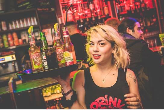 drink_sink's tweet photo. #Best #Bar #Amsterdam

Drink n Sink doesn't serve #alcohol children under 18 years of age.

#drinks #music #sports #drinknsink https://t.co/ejVNFW6zrT