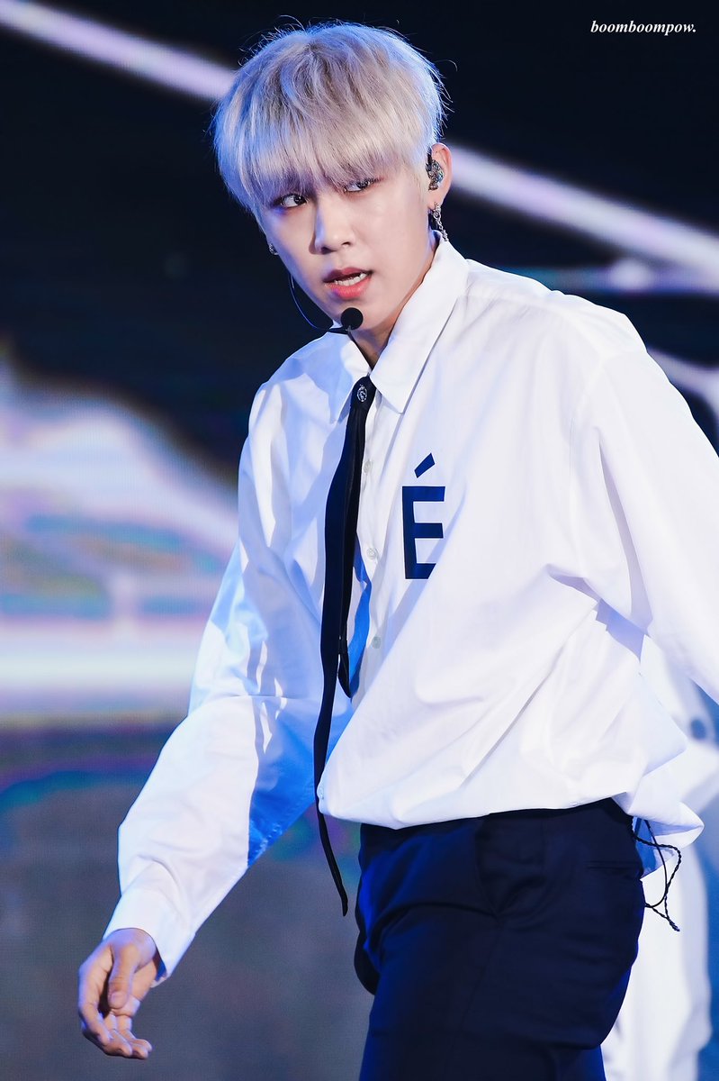 BoomBoomPow1102's tweet photo. #박우진 #PARKWOOJIN #朴佑镇

180905 DMCF
어쩜 그렇게 잘생겼지......

#워너원 #WANNAONE https://t.co/CYqGa0IEgi