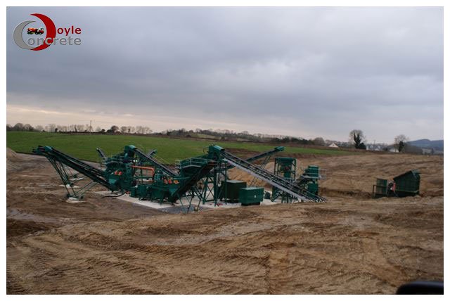 DoyleConcrete's tweet photo. Did you know that Doyle Concrete runs their own Sand and Gravel pit in Castledermot in Kildare? We make sure that our supply of sand and gravel won't be slipping through our fingers! Visit https://t.co/YftNKRZYed to know more! https://t.co/lkaQvpxNvX