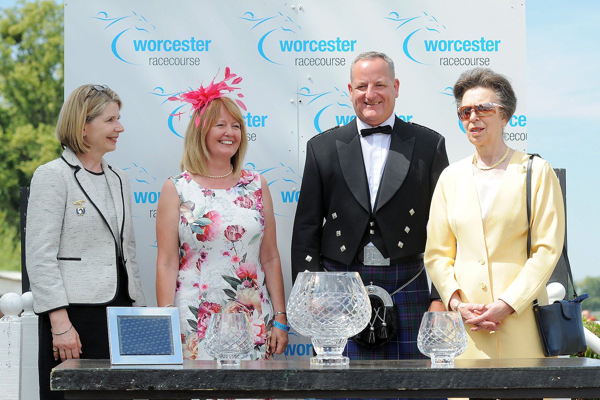 Burridge Trophies tweet media