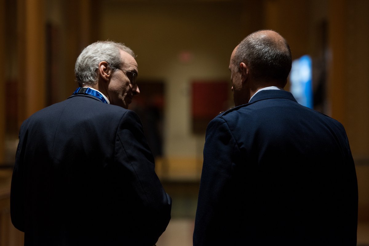 sciencePNNL's tweet photo. Scenes from #TEH2018. A lot of suits, uniforms, and awesome ideas. #science #PrecisionMedicine #exposurehealth @PNNLab @usairforce https://t.co/iSj1muxh3Q