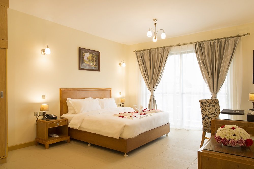 KeRelated's tweet photo. LotosInn&amp;Suites is where to go about your daily or one-day business activities admist Nairobi!Here,you will get the very best of service from a team of well-trained workers.Relax after a hectic meeting at one of their rooms from 9-11$.
reservations@lotos.co.ke/0727168169
#hotels https://t.co/xhwsBvSP6h