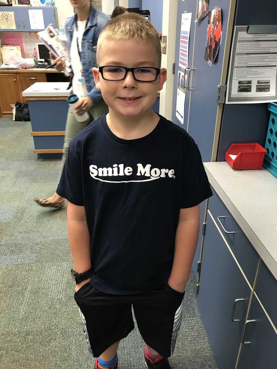 MelissaHorn97's tweet photo. @WaukeshaSTEM Happy Thursday - good advice. Everyone smile more today! #smiles #sdwpositiveimpact https://t.co/gqb4kuQvqC