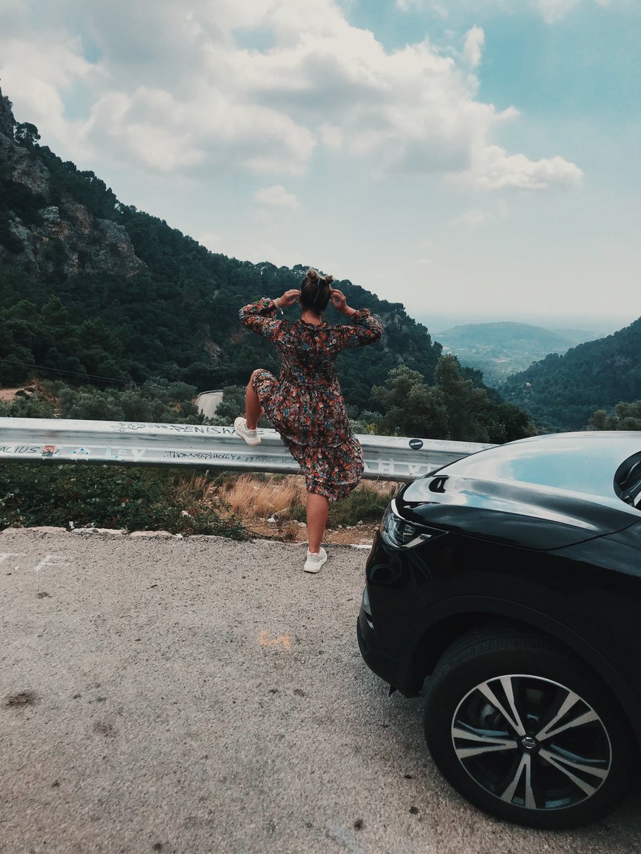 DianaDelo_'s tweet photo. WERBUNG I Gestern habe ich euch auf meinem Instagram auf einen Roadtrip mitgenommen und ihr musstet erraten wo wir euch mit unserem Partner @centauro_en mitnehmen. Die Auflösung gibt es heute Abend :-) #roadlovers #undiscoveredplaces #exploretheworld https://t.co/BckBlAo4nZ