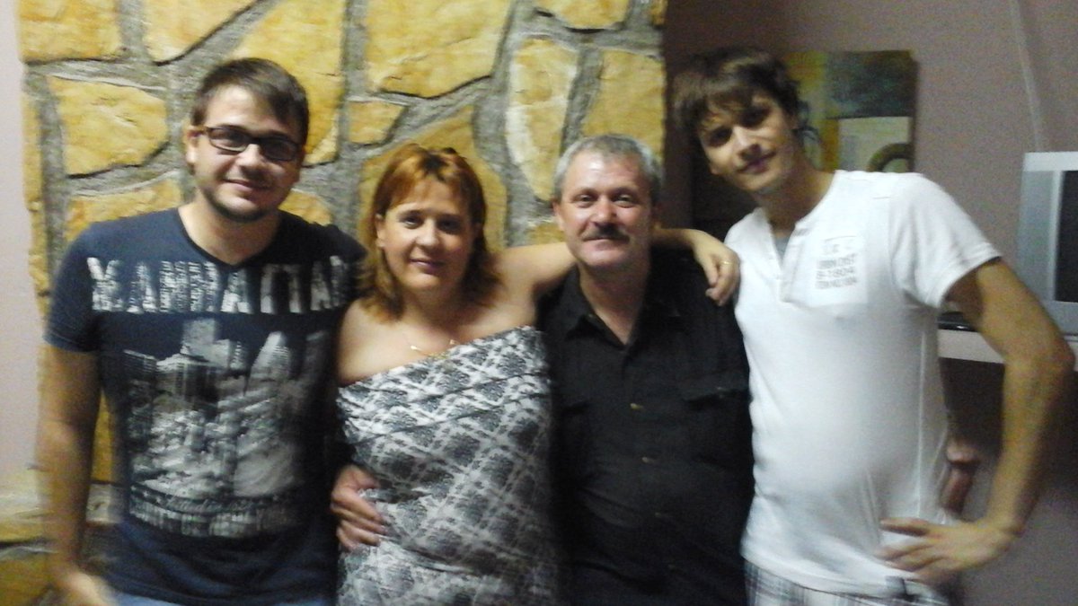 asuncion tweet media