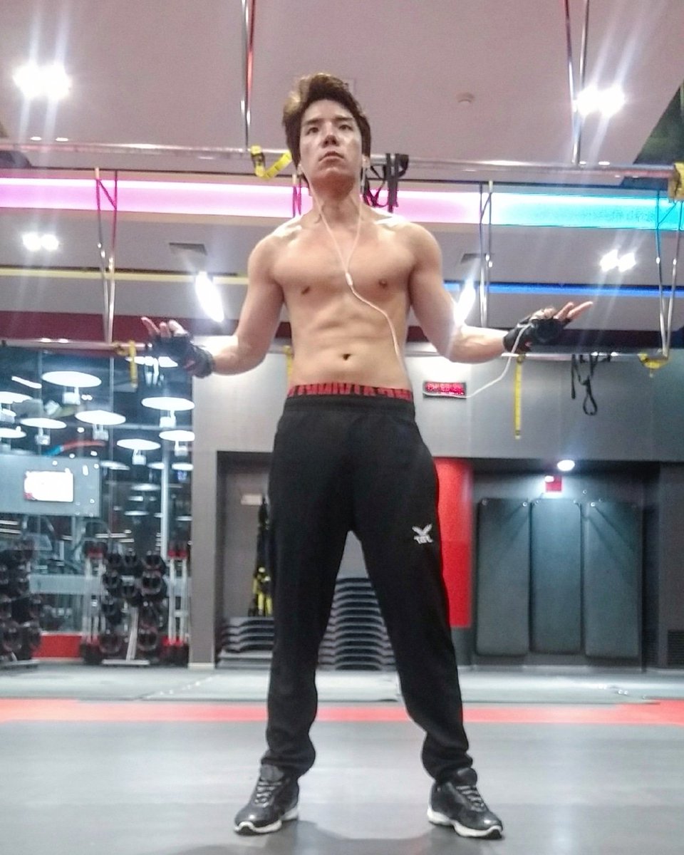 bonzstrongg's tweet photo. ฉันเชื่���ว่าความสุขมีตัวตน. :))
#gym #gymtime #fitness #bodybuilding #bodycheck #bodyme https://t.co/KafGqeRNUN