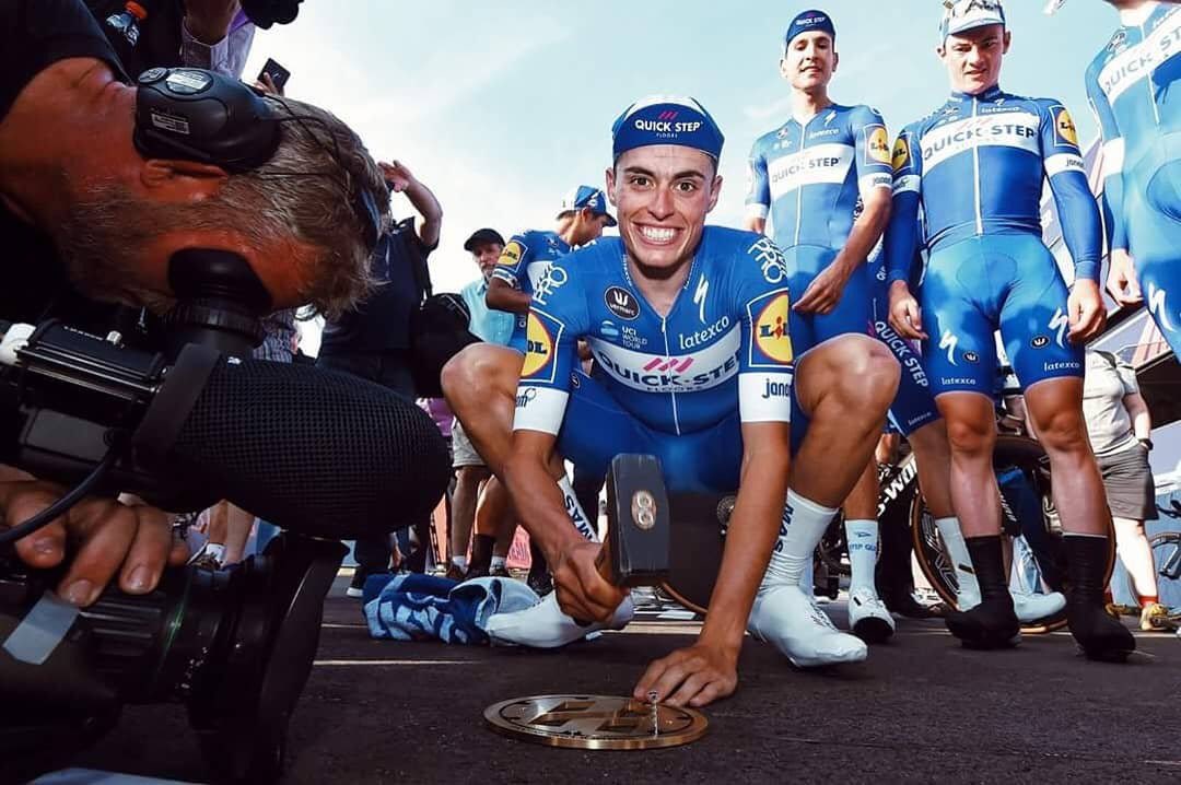 HammerSeries's tweet image. It&apos;s all about the team at @HammerSeries⁠! #ThrowbackThursday to a spectacular victory at @HammerLimburg for @quickstepteam 💪💪🔨🔨👏👏 Will we see a repeat performance at @HammerHongKong on Sunday 14 October? bit.ly/H4mmerHongKong #HammerSeries #AllOut #SunHungKaiProperties