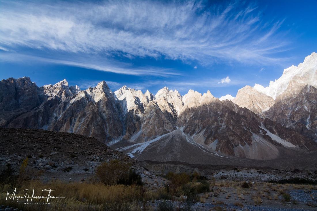 PakistanNature1's tweet photo. 8th Wonder of World in My Beloved Pakistan The Karakoram Highway.
#BeautifulPakistan #PakistanZindabad #DefenceDay #DefenceAndMartyrsDay #WeLovePakistan https://t.co/EwN3uZG9A0