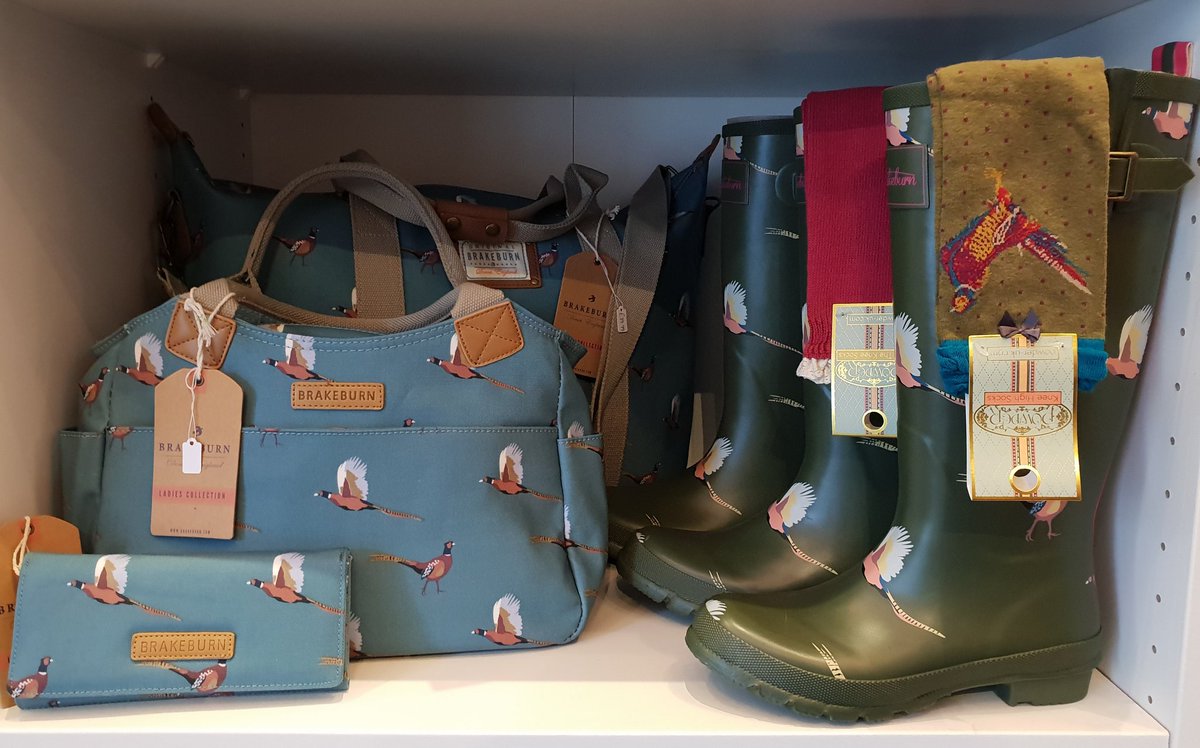 WillowBellHome's tweet photo. We've got some gorgeous Long socks to go with your Wellies or some fabulous Wellies to go with your long socks 🤗

#powderuk #Brakeburn #willowbell #Middlewich #hartford #northwich #crewe #winsford #holmeschapel #sandbach #knutsford #goostrey #peover #cheshire #rugby #football https://t.co/uGhW3ofWyF