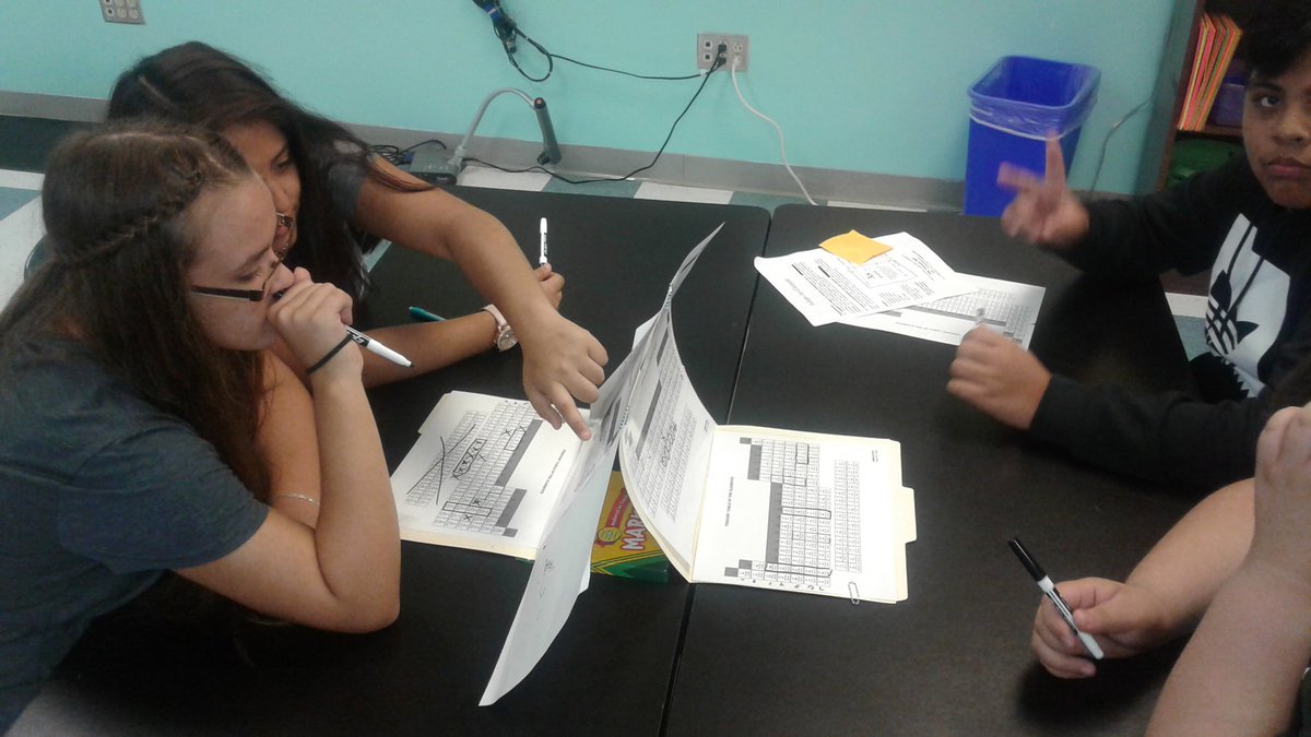 JanCarriker's tweet photo. Periodic Table Battleship @elise_school https://t.co/Gt9ADt5ZW0