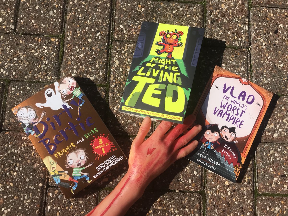 LittleTigerUK's tweet photo. Weβre getting ready for Halloween with these fiendishly good reads. #dirtybertie #nightofthelivingted #worldsworstvampire #newbooks #publicationday https://t.co/JXRn3nTova