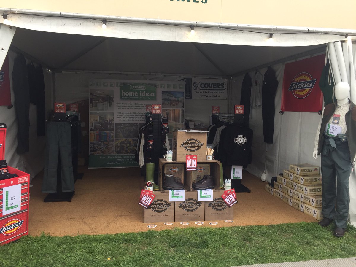 🗣Visiting Goodwood Revival this weekend? Get yourself down to the Dickies Stand where we are supporting Covers Home Ideas with lots of fantastic offers 😎✔️ #GoodwoodRevival #covers #dickie #workwear <a href="/RyallsLewis/">LewisDickies</a> <a href="/Chris_Dickies/">crisdie lawian</a> <a href="/Paul_WDE/">Paul Elliott</a> <a href="/LukeLarmstrong/">Luke Armstrong</a> <a href="/Andrew_WDE/">b</a> <a href="/Dave_WDE/">Dave Baber</a>