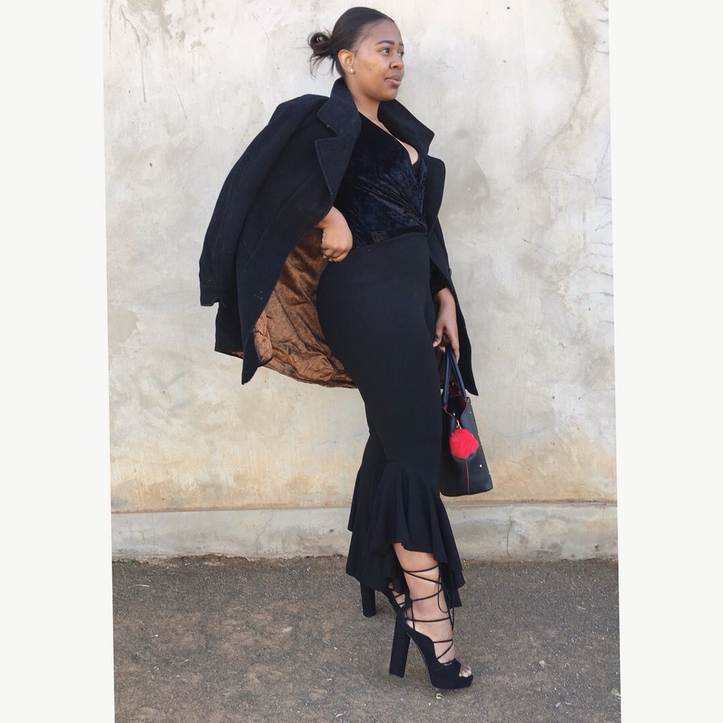 Zar_Ntseto's tweet image. We have a #SpringJumpOff pre party tomorrow 👅🕺🏼